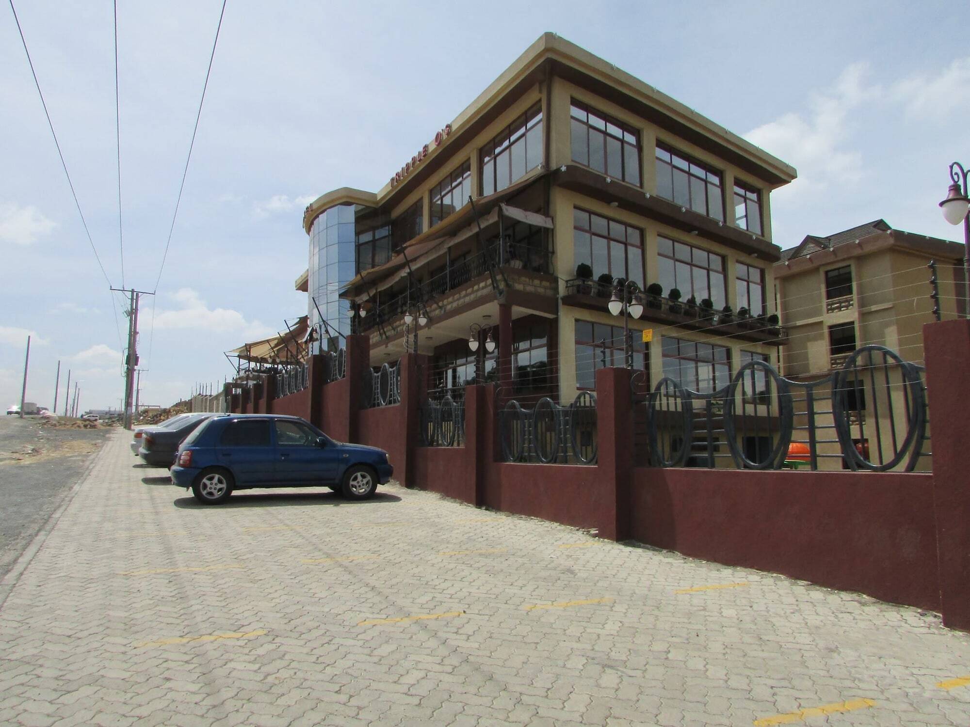 Trippleo'S Hotel Nairobi Exterior photo